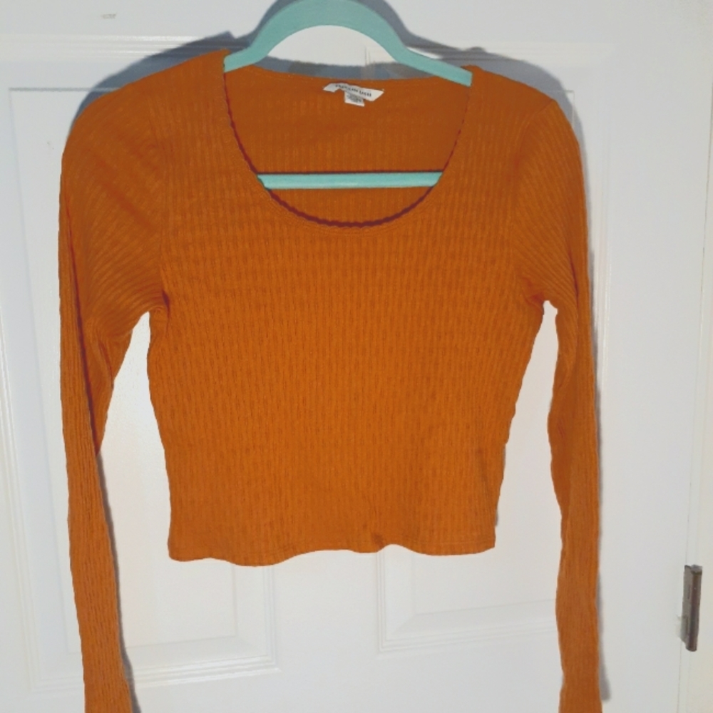 Knit long sleeve
